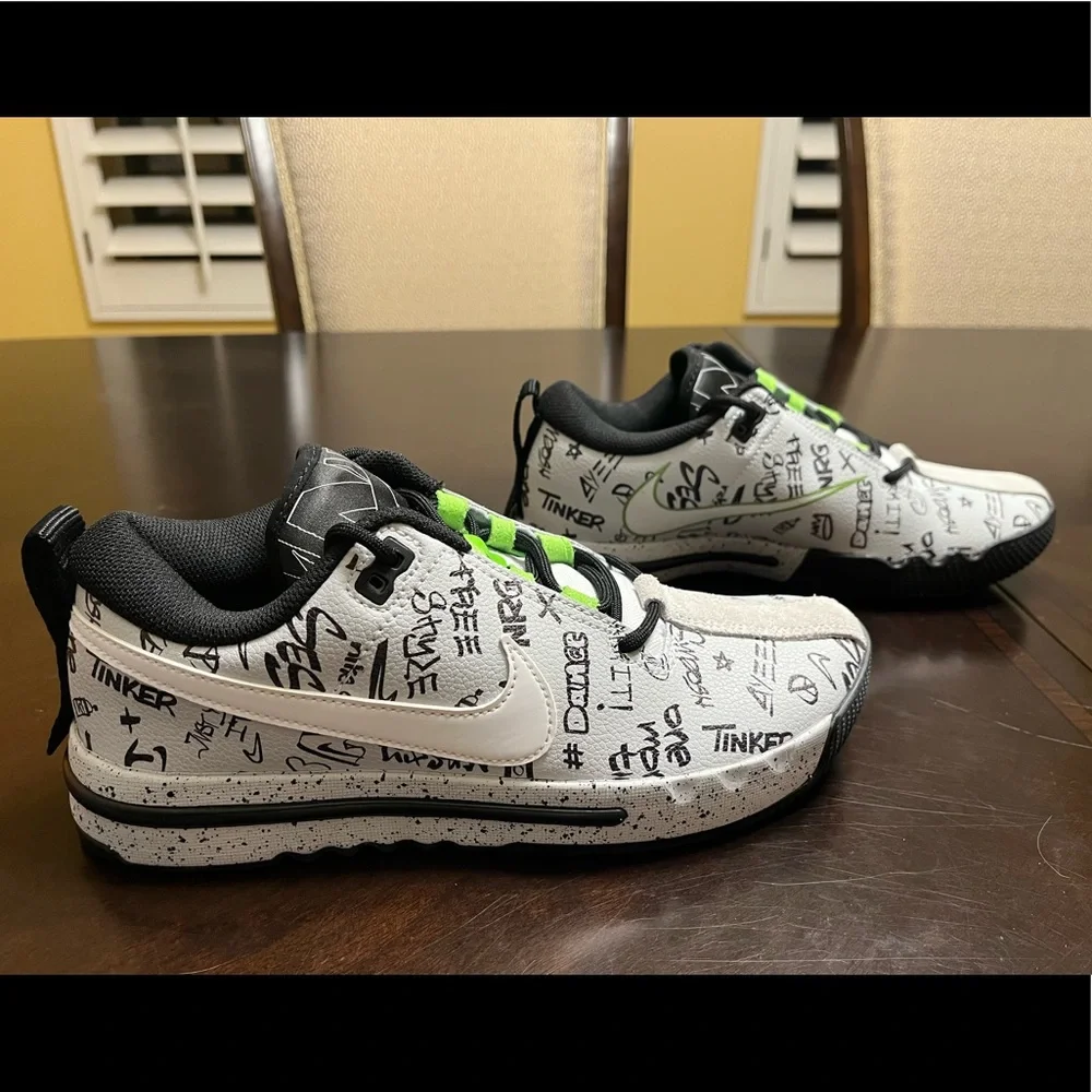 New Nike Air Sesh All Over Print Sneaker Shoes Size US 7 M / 8.5 W - Picture 2 of 12